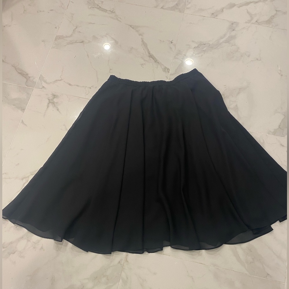 Flowing black skirt by Michael Marcella